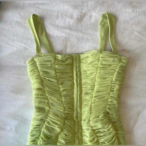 House of CB green dress size M - Picture 5 of 6